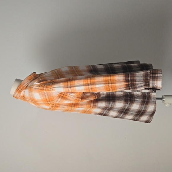 Refashioned Grunge 90's 🎸 Flannel Shirt (M/L) - Picture 4 of 7